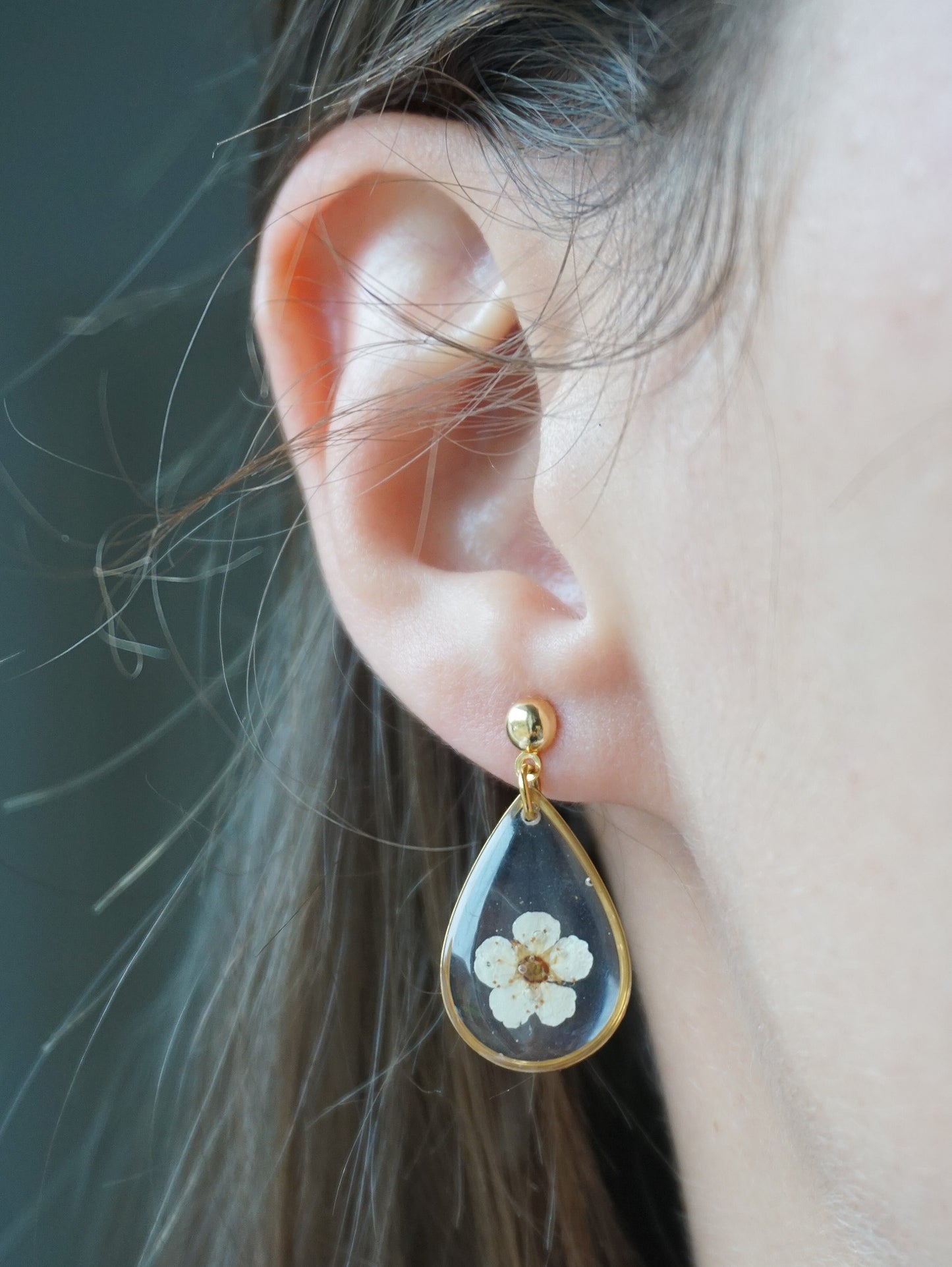 Boucles d'Oreilles Goutte de Spirée