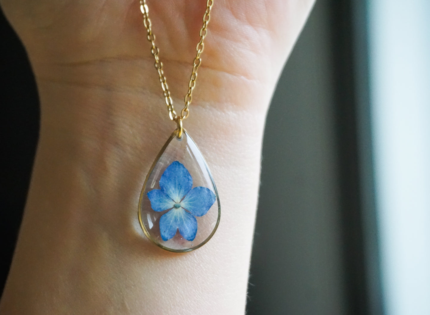 Collier Hortensia Goutte Bleu